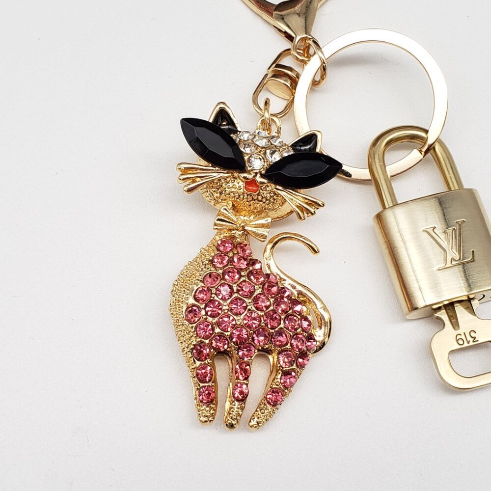 Authentic LV Gold Padlock & Key Set ✨ Luxury Bag Charm w/ Unbranded Keychain - Picture 7 of 9
